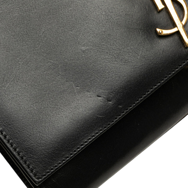 Saint Laurent Medium Smooth Cuir de veau Classic Monogram Kate Pompon Sac porté croisé – GABY PARIS Authentique