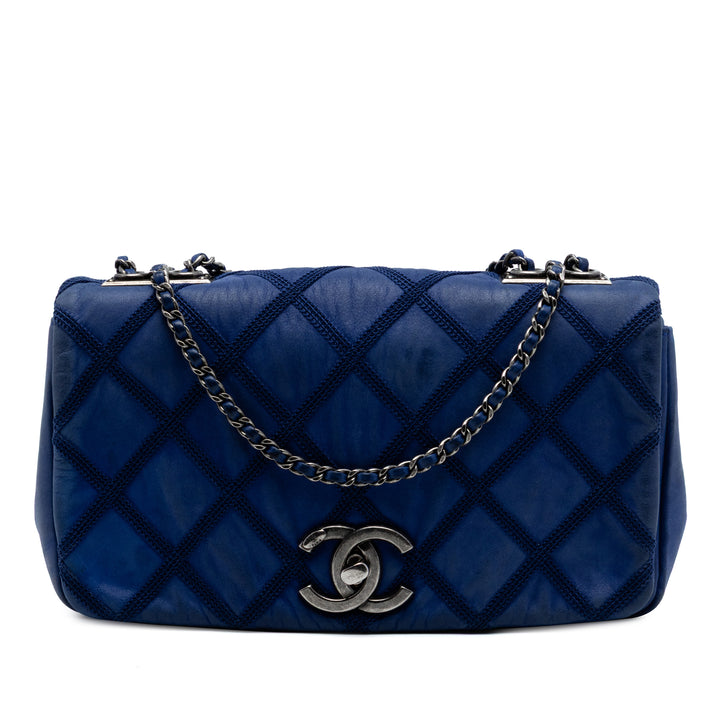 Chanel Small Iridescent Cuir de veau Diamond Stitch Chain à rabat