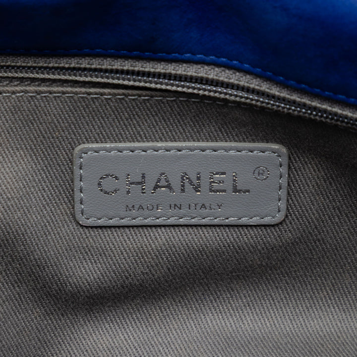 Chanel Small Iridescent Cuir de veau Diamond Stitch Chain à rabat