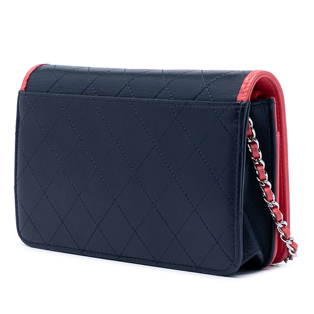 Chanel Matelassé Cuir d’agneau Color Pop CC Wallet on Chain