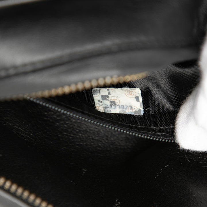 Chanel Mini CC Matelassé Cuir d’agneau Pompon Sac caméra