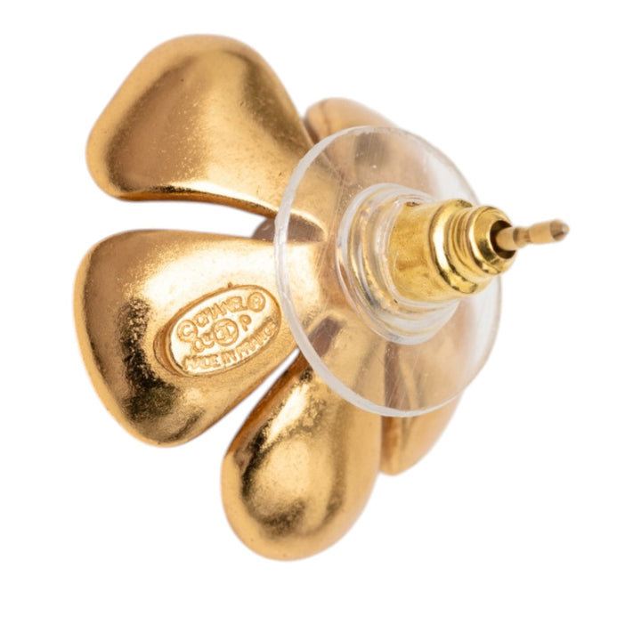Chanel CC plaqué Perles fantaisie Flower Stud fermoir poussette Boucles d'oreilles Métal