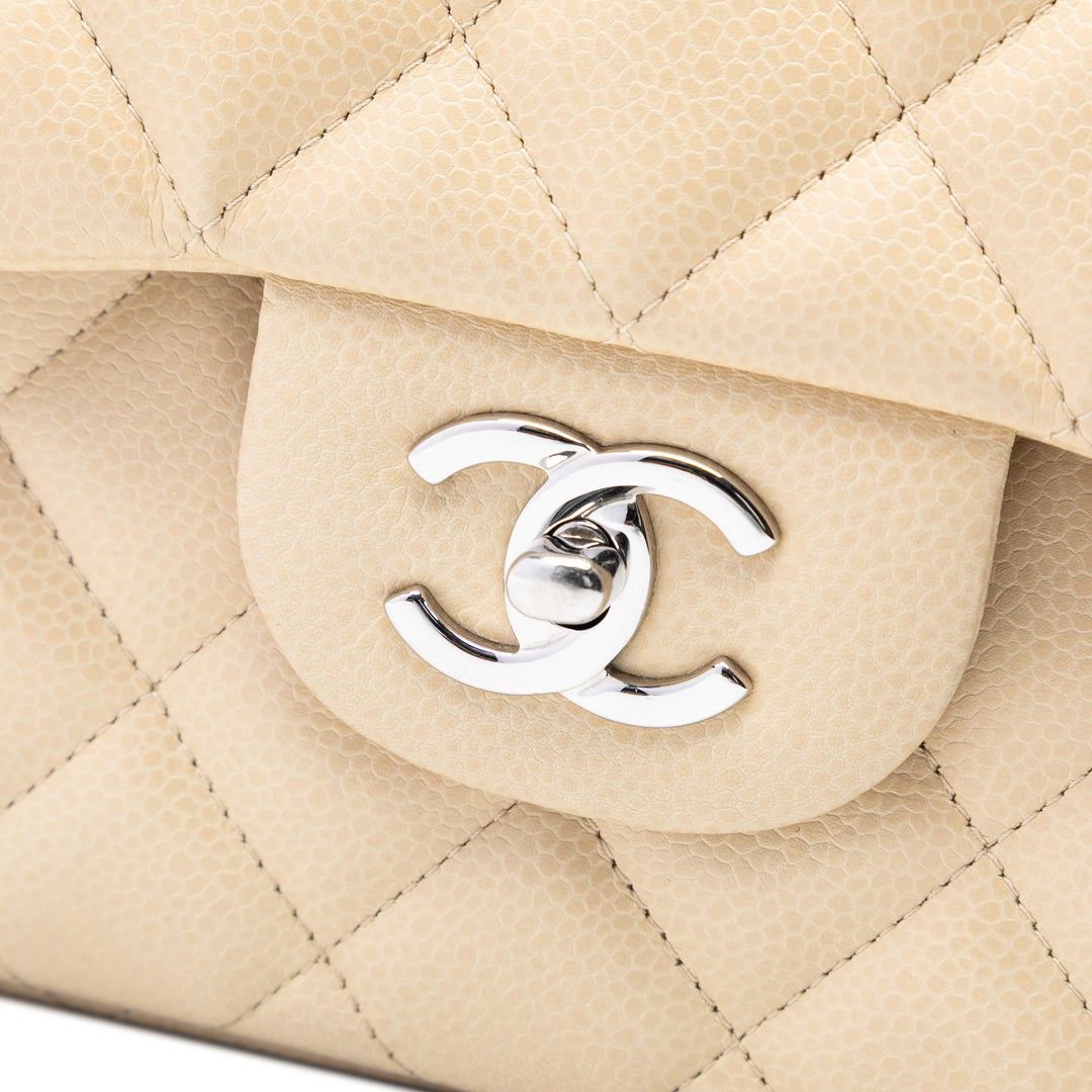 Chanel Jumbo Classic Caviar Double rabat