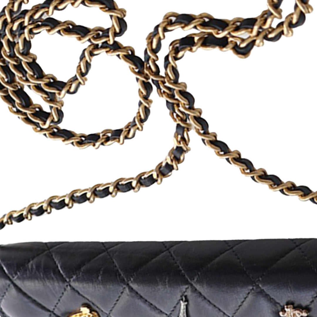 Chanel Matelassé vieilli Cuir de veau Reissue 2.55 Lucky Charms Wallet on Chain