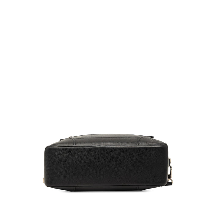 Louis Vuitton Taiga Neo Pavel Pochette