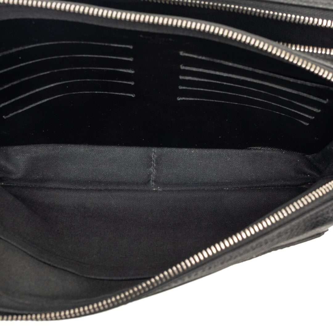 Louis Vuitton Taiga Neo Pavel Pochette