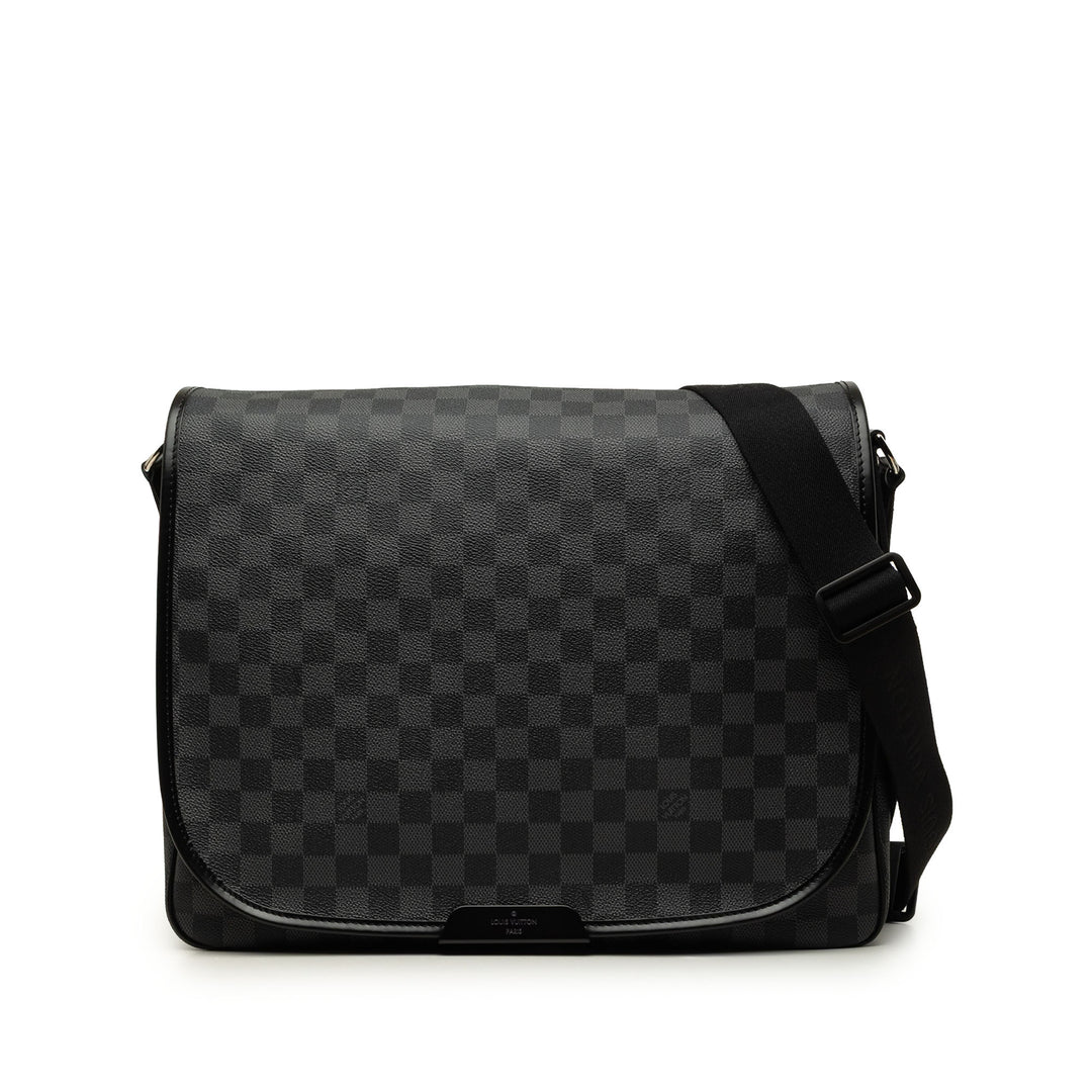 Louis Vuitton Daniel GM Damier Graphite Noir – vue principale – GABY PARIS