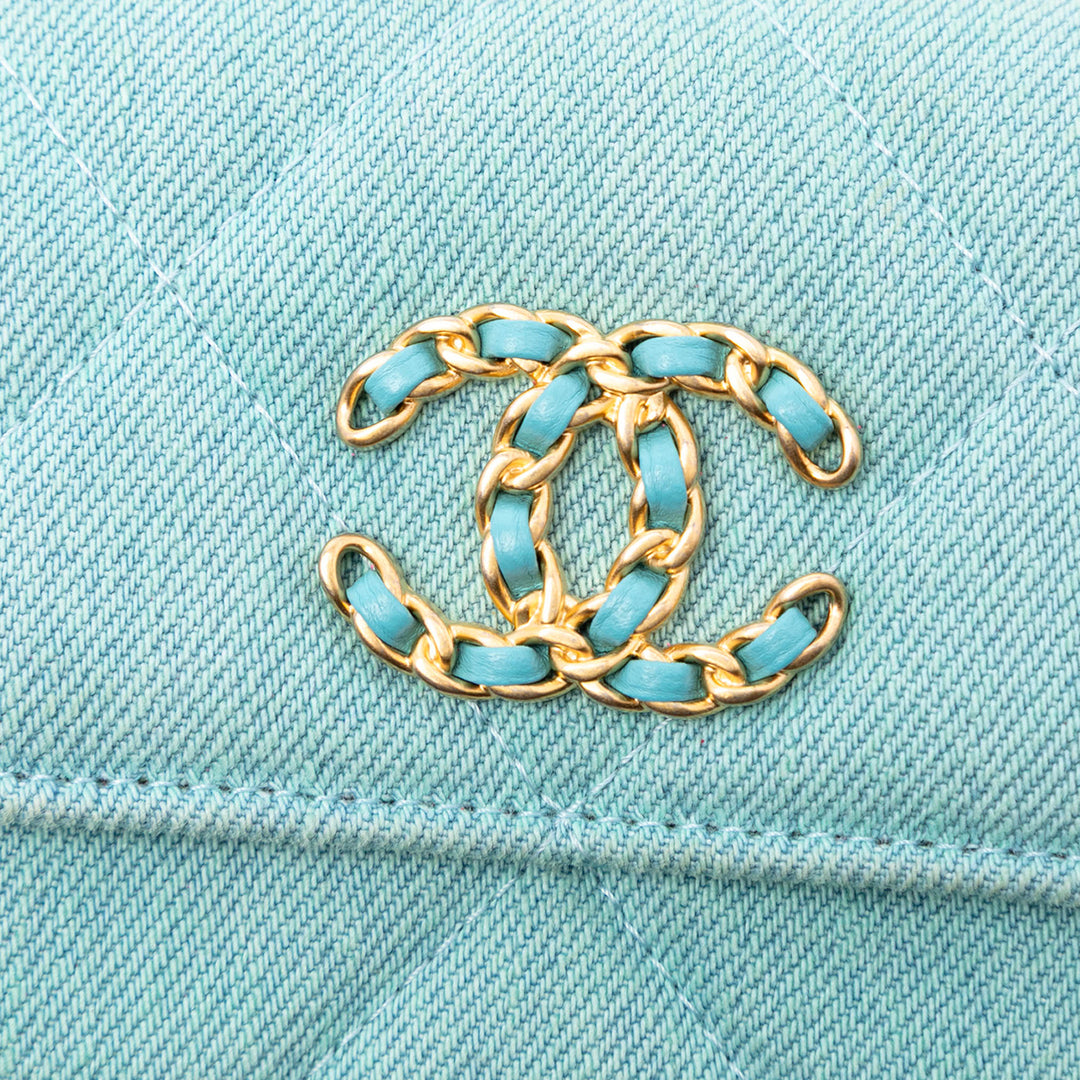 Chanel Matelassé 19 Porte-cartes avec chaîne Jean Bleu
