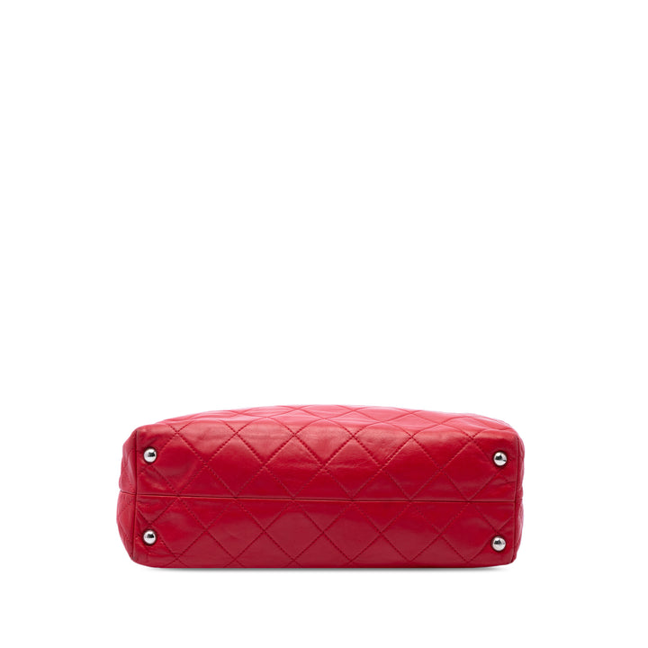 Chanel Matelassé In The Business Cabas Grand Cuir de veau