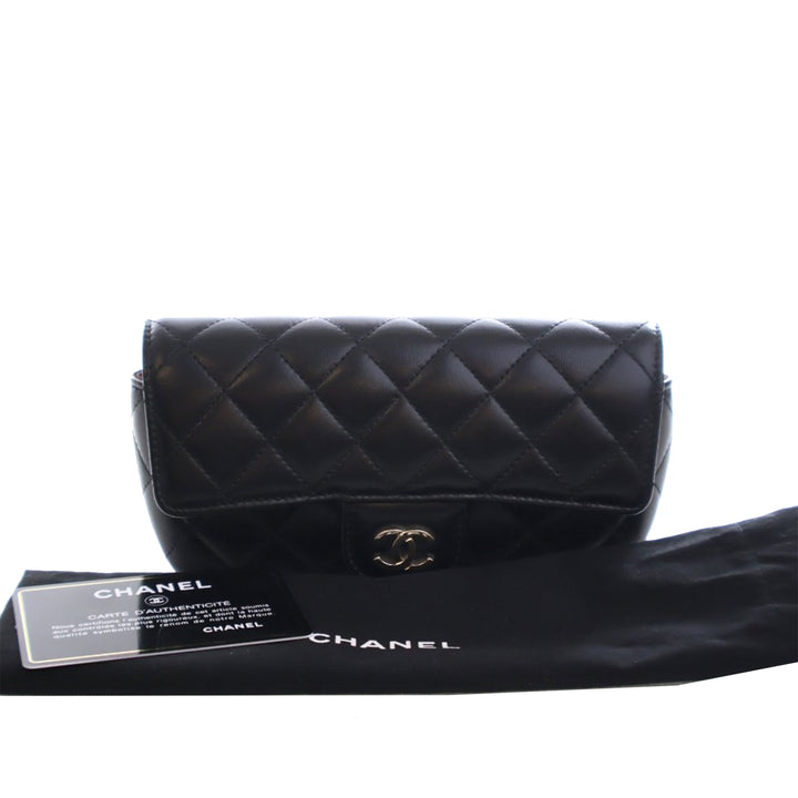 Chanel Matelassé Cuir d’agneau Classic Glasses Étui on Chain