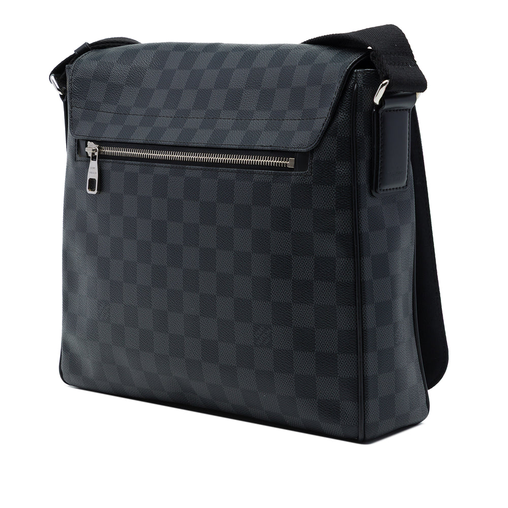 Louis Vuitton District MM Damier Graphite Noir – vue 2 – GABY PARIS