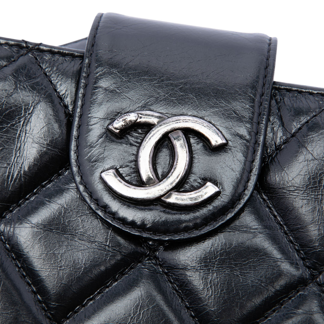 Chanel Matelassé Glacé Coco Pleats Chaîne Pochette Cuir de veau
