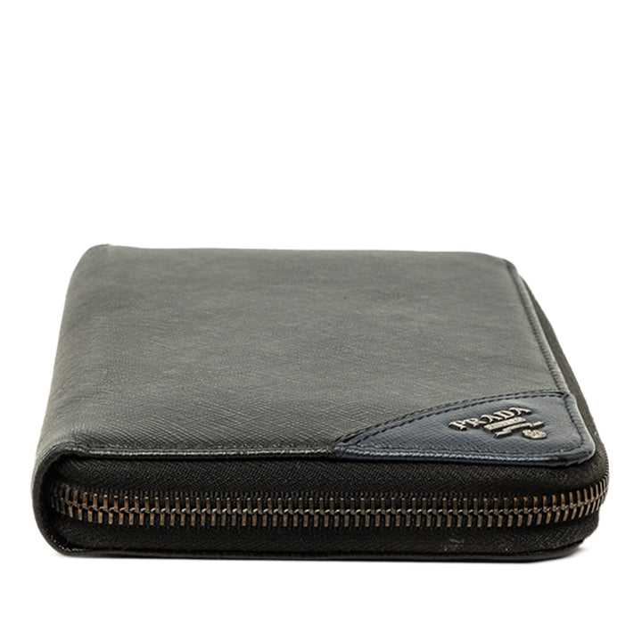Prada Portefeuille long zippé Saffiano Noir – vue 3 – GABY PARIS