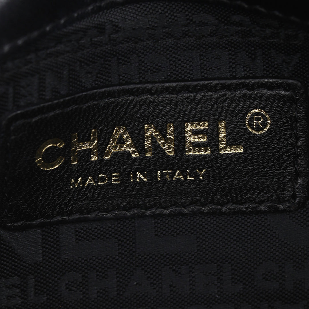 Chanel Mini CC Chocolate Bar Cuir d’agneau Camellia à rabat