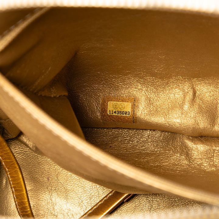 Chanel Metallic Cuir verni Luxe Ligne Cabas Sac