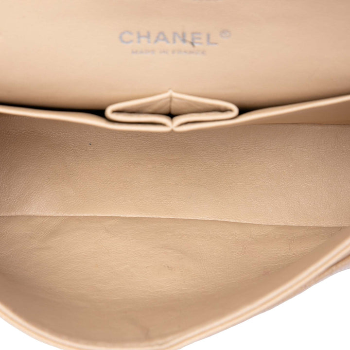 Chanel Classic Double rabat Moyen Cuir caviar Beige – vue 4 – GABY PARIS