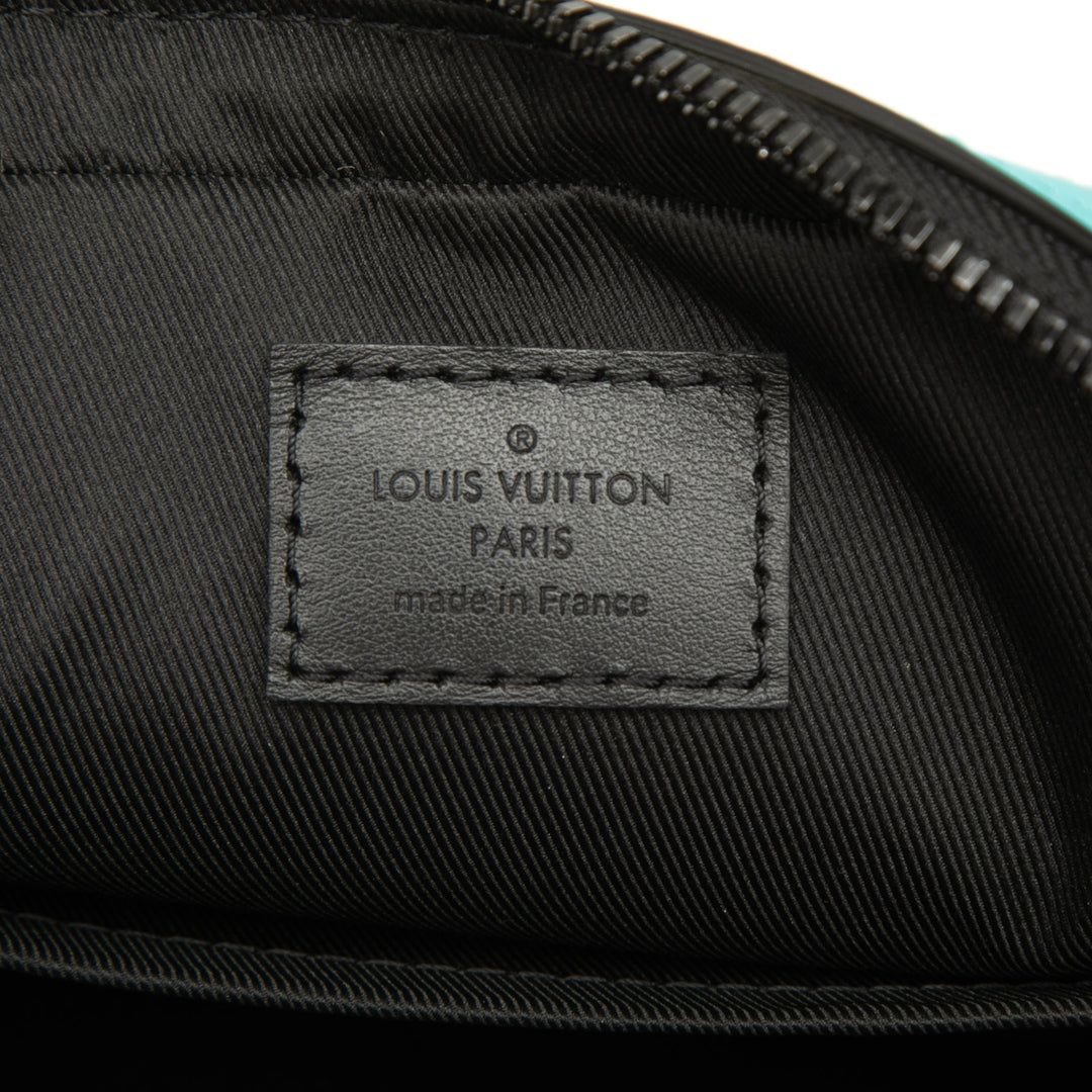 Louis Vuitton Trio Messenger Monogram Eclipse Gris – vue 5 – GABY PARIS