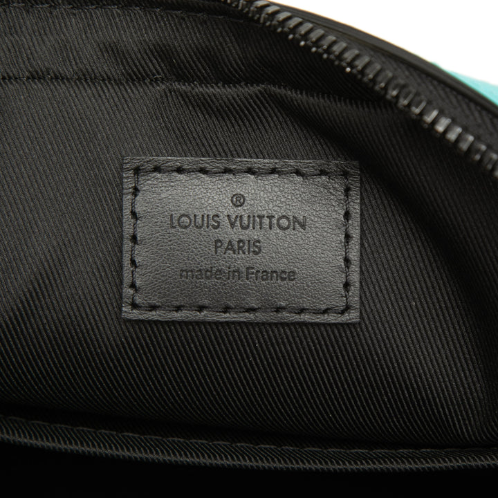 Louis Vuitton Trio Messenger Monogram Eclipse Gris – vue 5 – GABY PARIS