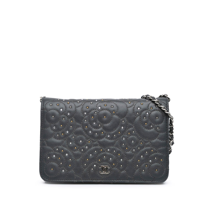 Chanel CC clouté Camellia Wallet on Chain Cuir d'agneau