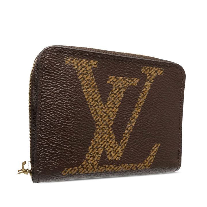 Louis Vuitton Monogram Giant Zippy Coin Pochette