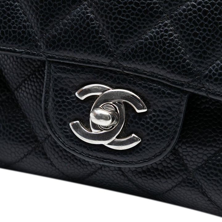 Chanel Medium Classic Caviar Double rabat