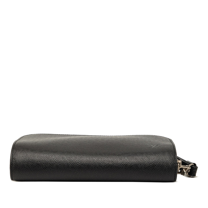 Louis Vuitton Taiga Pochette Baikal