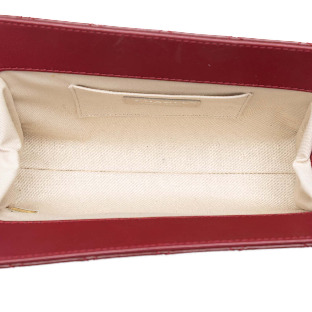 Chanel CC Matelassé Cuir verni Timeless Pochette