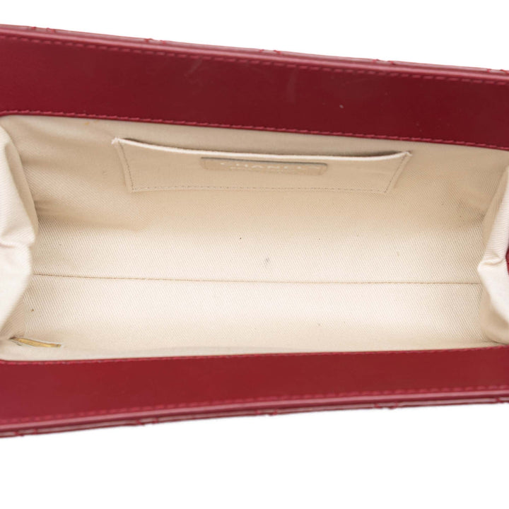 Chanel CC Matelassé Cuir verni Timeless Pochette