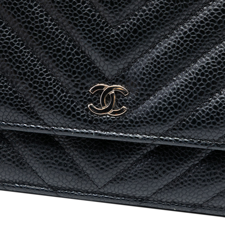 Chanel CC Chevron Caviar Wallet on Chain