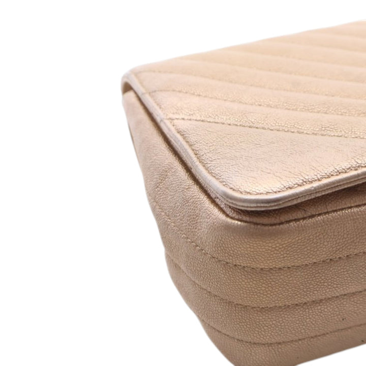 Chanel Chevron Irisé Statement à rabat Moyen Cuir caviar