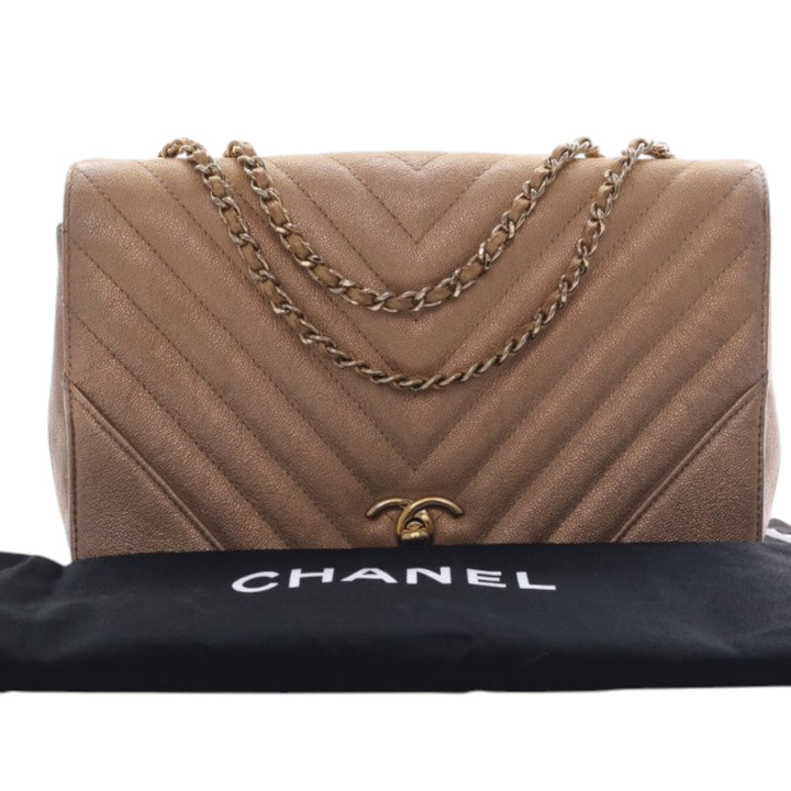 Chanel Chevron Irisé Statement à rabat Moyen Cuir caviar