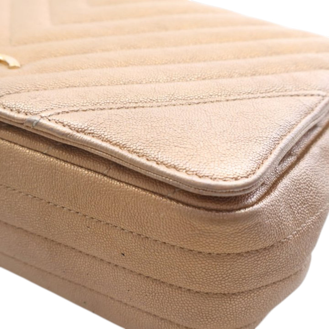 Chanel Chevron Irisé Statement à rabat Moyen Cuir caviar