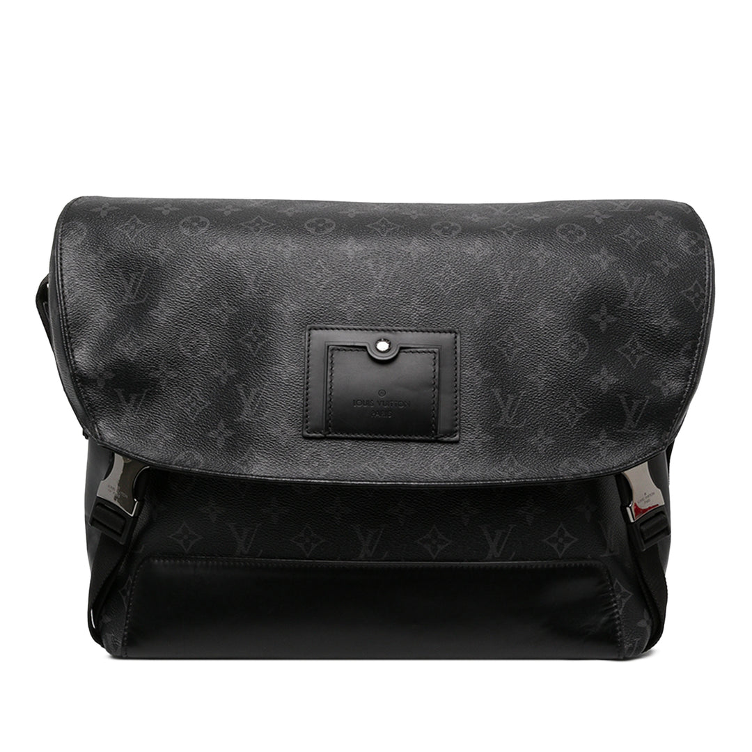 Louis Vuitton Sac bandoulière Voyager Monogram Eclipse MM Noir – vue principale – GABY PARIS
