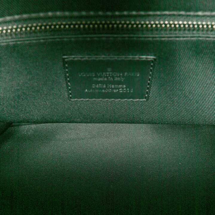 Louis Vuitton Sac bandoulière Voyager Monogram Eclipse MM Noir – vue 4 – GABY PARIS