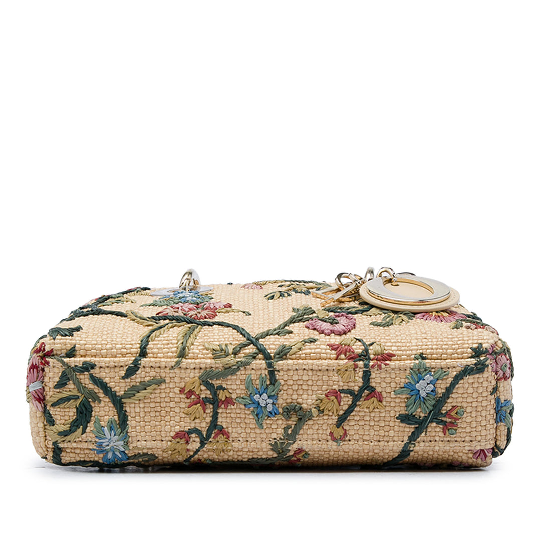 Dior Sac à main brodé Lady D Joy Micro Beige – vue 3 – GABY PARIS