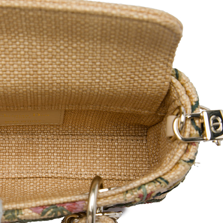 Dior Sac à main brodé Lady D Joy Micro Beige – vue 4 – GABY PARIS