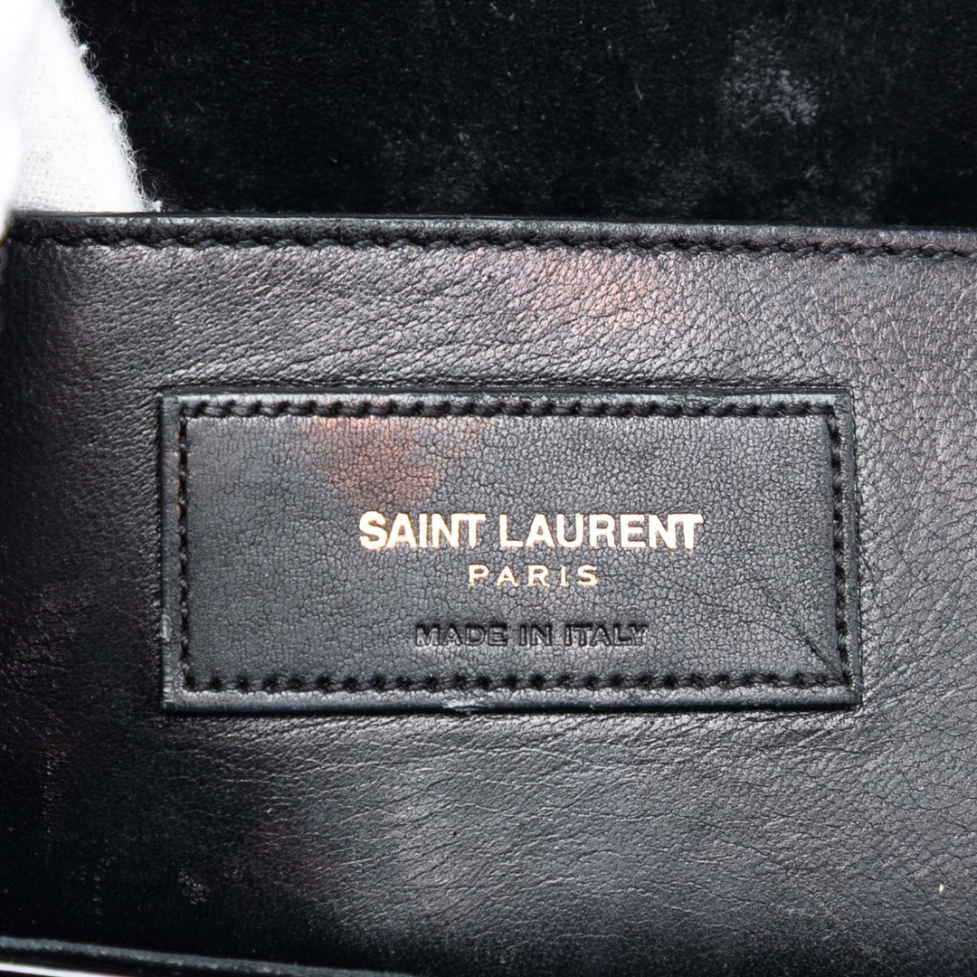 Saint Laurent Small Matelassé Cuir verni Monogram Kate Pompon Sac porté croisé