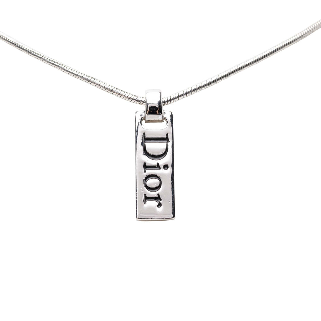 Dior Palladium plaqué Émail Logo Plaque Pendant Collier