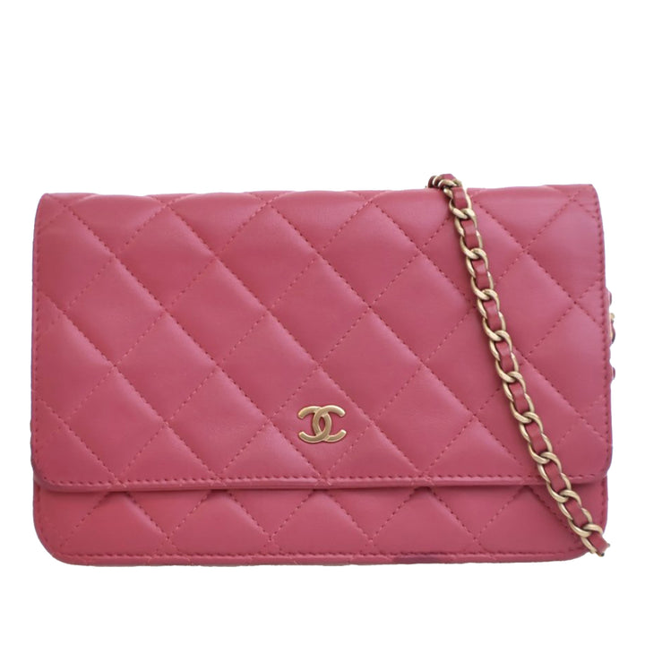 Chanel CC Matelassé Cuir d’agneau Wallet on Chain