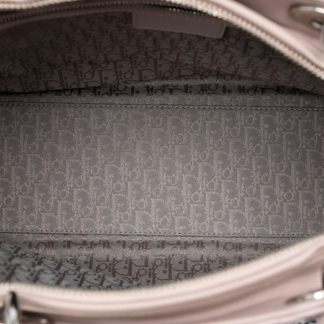 Dior Large Cuir d’agneau Cannage Lady Dior