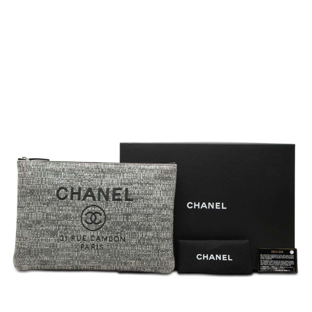 Chanel Deauville O Étui Pochette Grand Tweed