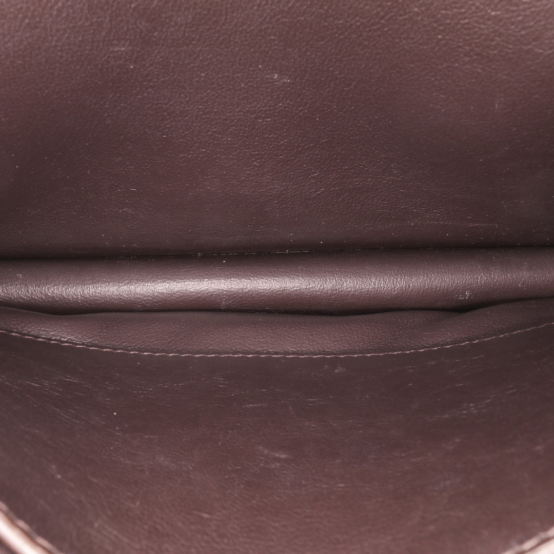 Saint Laurent Daim and Cuir de veau Monogram Cassandra Clasp Bag Marron – GABY PARIS Authentique