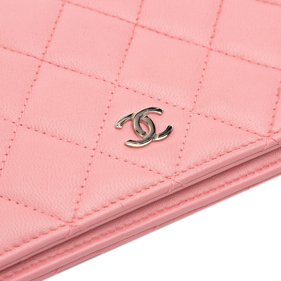 Chanel CC Quilted Cuir d’agneau Bifold Long Wallet Rose
