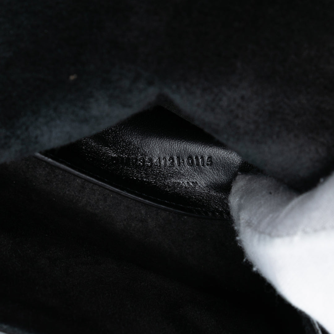 Saint Laurent Small Cuir verni Monogram Kate Sac porté croisé Noir – GABY PARIS Authentique