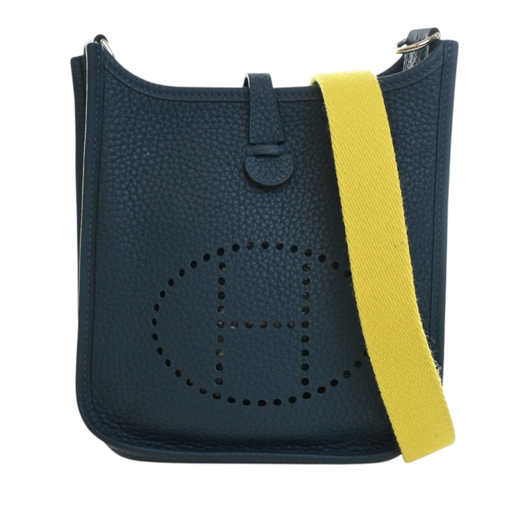 Evelyne 16 TPM Clémence Bleu