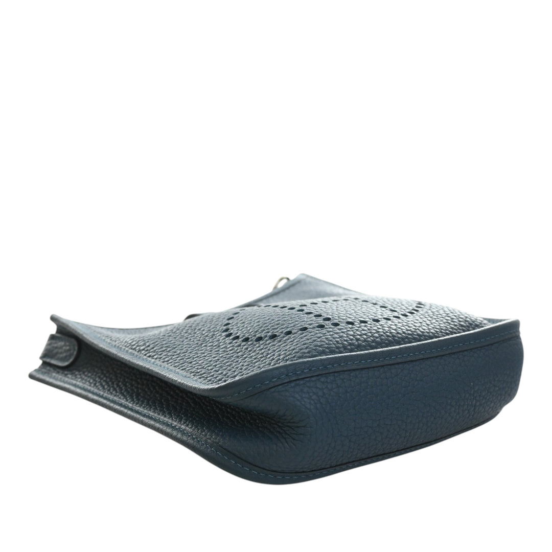 Evelyne 16 TPM Clémence Bleu