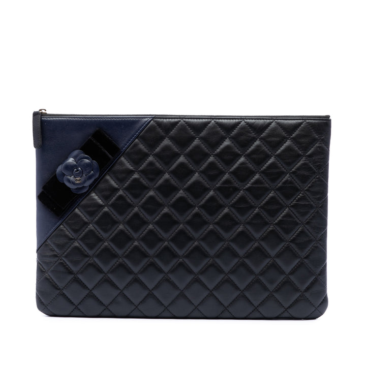 Matelassé Camellia O Étui Pochette Grand Cuir d'agneau Noir