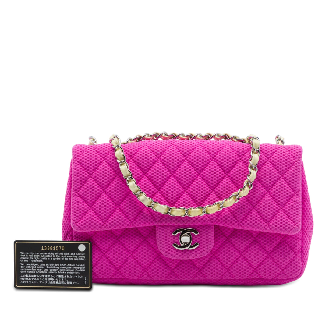 Chanel Medium Classic Mesh Simple rabat