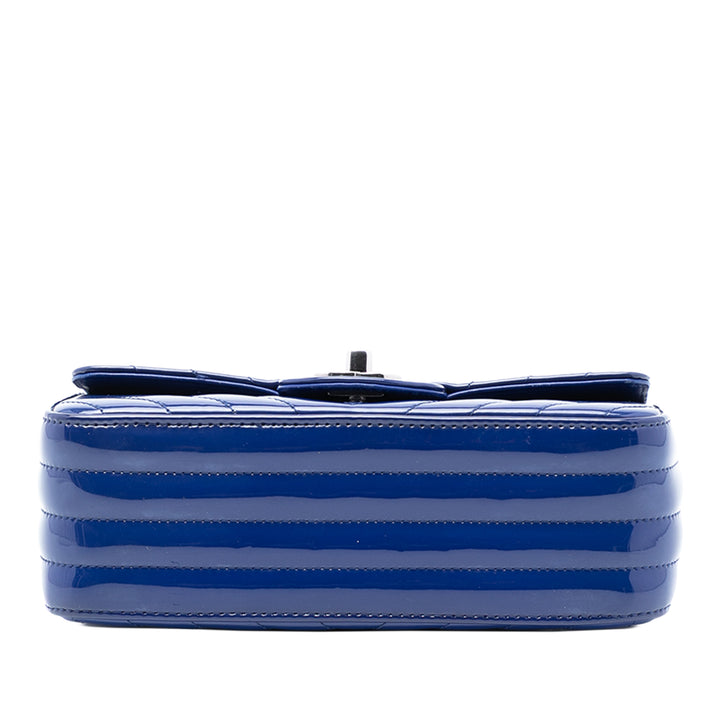 Chanel Mini Rectangular Classic Chevron Cuir verni Simple rabat