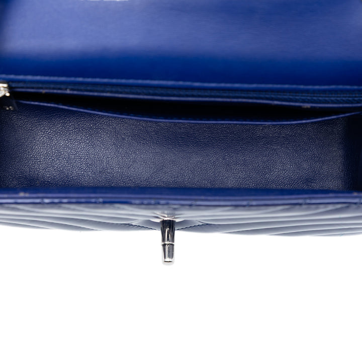 Chanel Mini Rectangular Classic Chevron Cuir verni Simple rabat